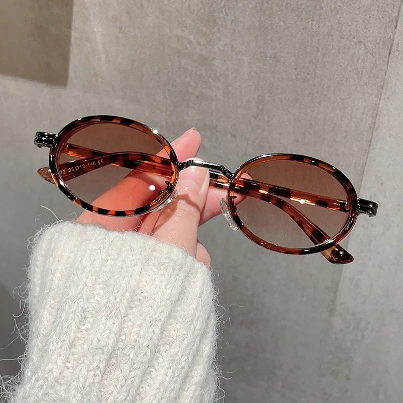 Солнцезащитные очки в стиле ретро UV400 женские, овальные Роскошные брендовые маленькие винтажные модные солнечные очки в стиле панк, с защитой от ультрафиолета, 2024