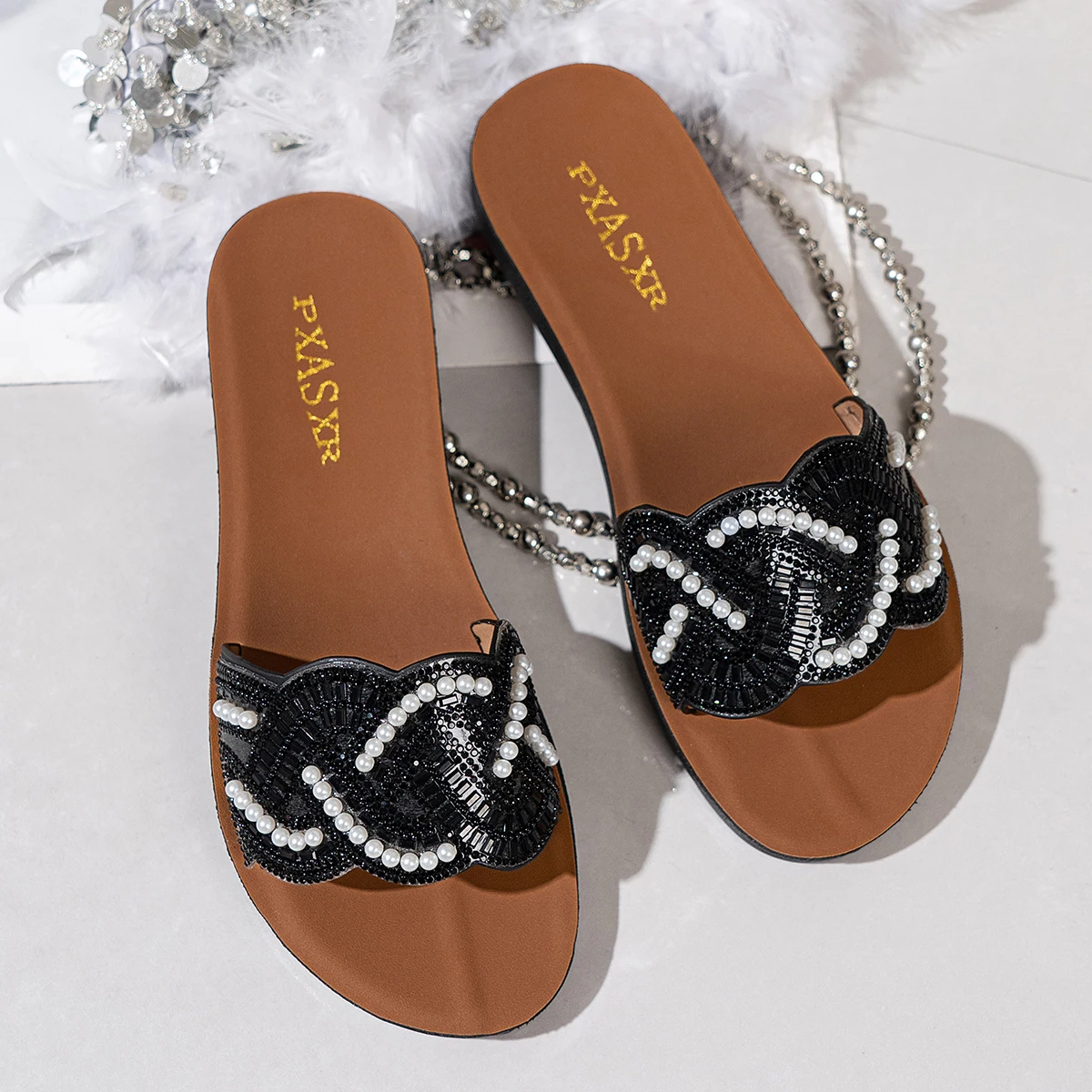 صندل نسائي من PXASXR بتصميم أنيق ومقاوم للتآكل، نعل مسطح مريح، مناسب للشاطئ والاستخدام الخارجي