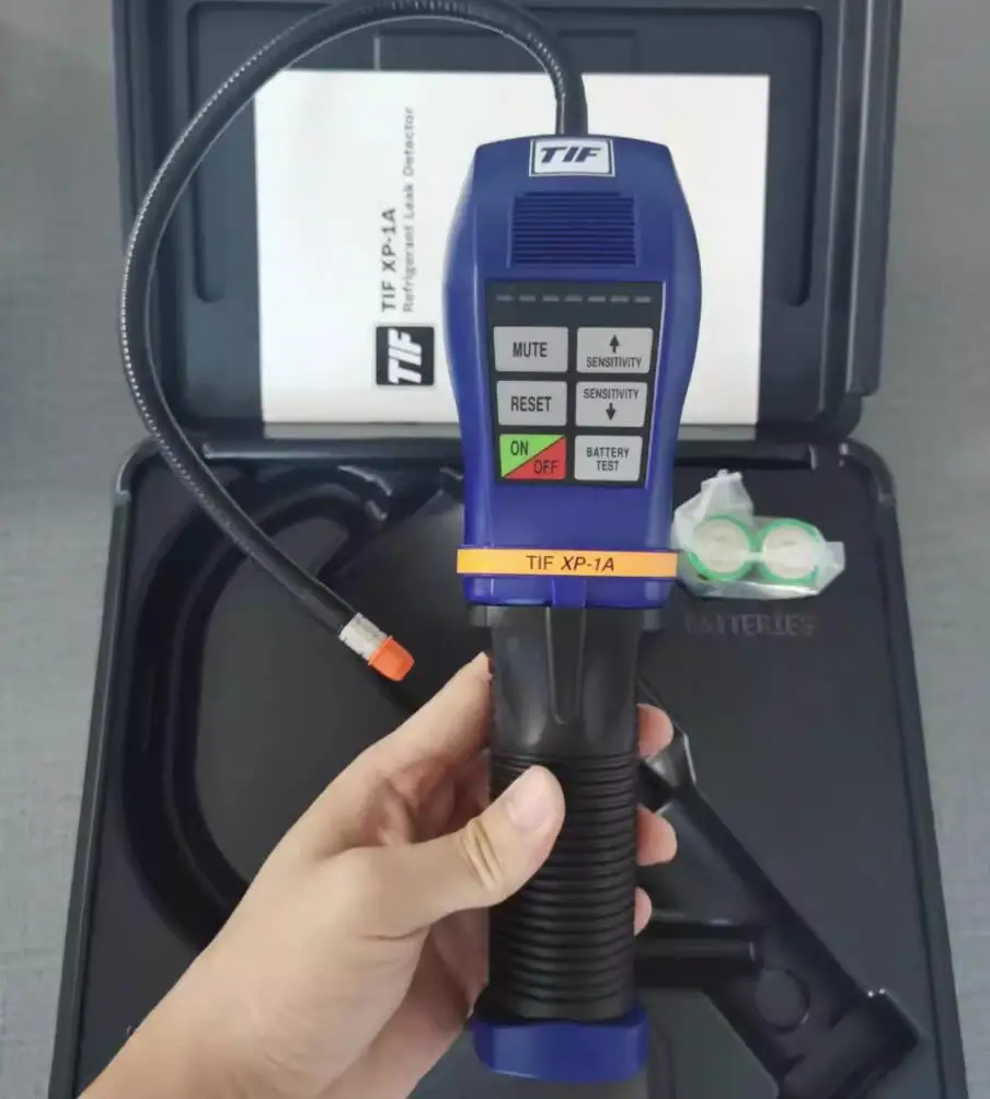 ProfessionalTIFXP1ASF6RefrigerantLeakDetector.jpg