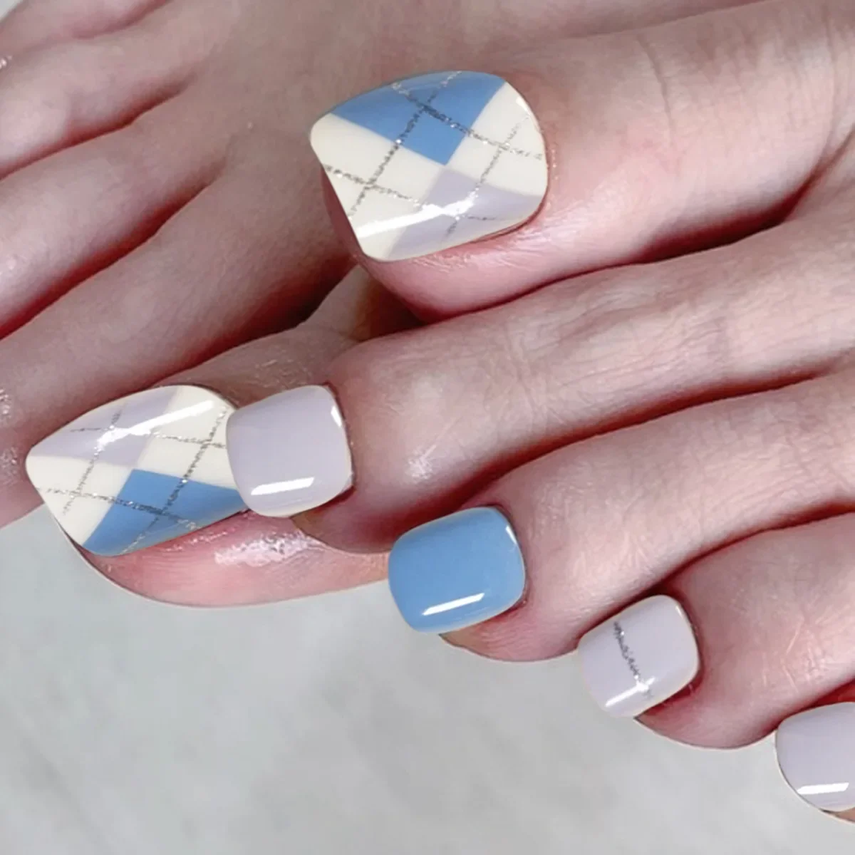 71 Toe Nail Designs To Keep Up With Trends