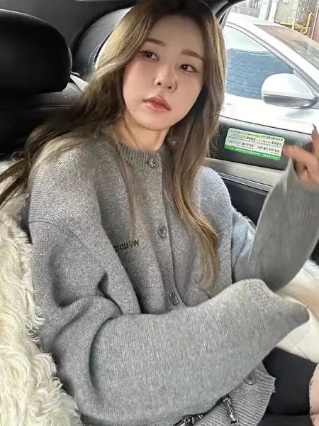 세련된 V넥 니트 스웨터 여성용 루즈핏 가을 겨울 신상품 플러스 사이즈 임산부복 우아한 한국 스타일
