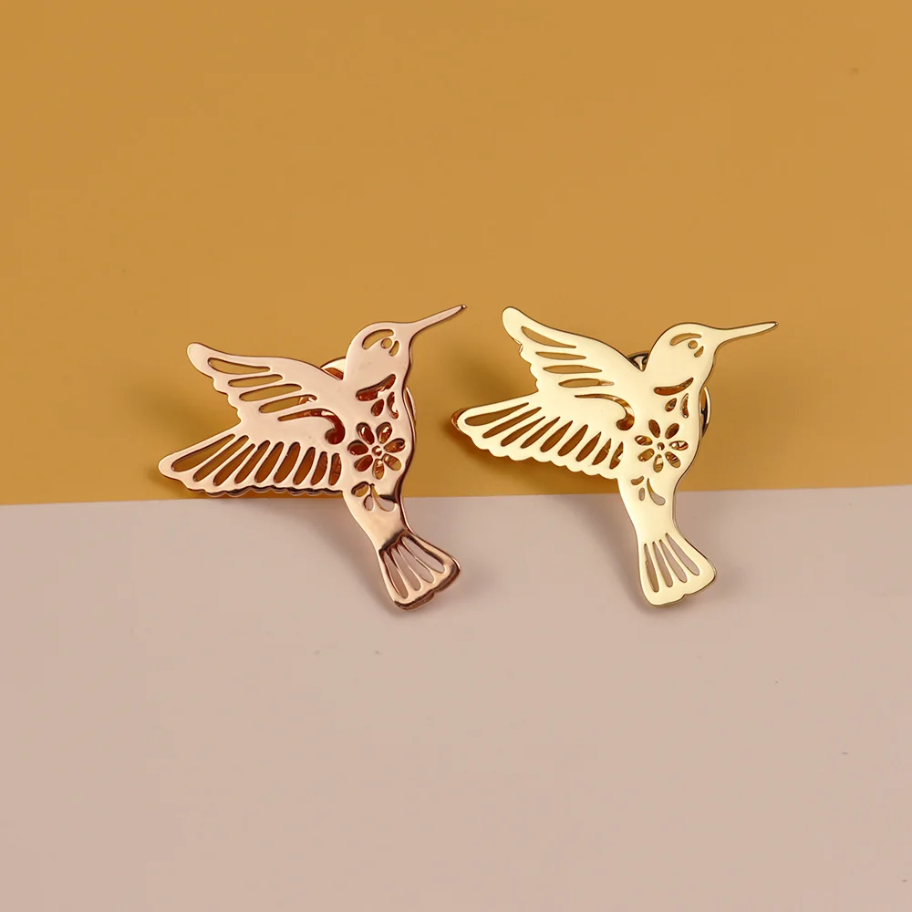 스테인레스 스틸 소재로 제작된 절묘한 새 브로치, 스틸/골드/로즈 골드/블랙으로 제공, 우아한 액세서리, 패셔너블
