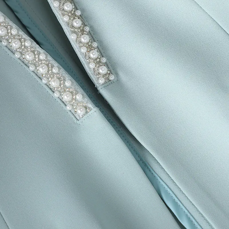 Рисунок 6 - Женский офисный Блейзер на пуговицах