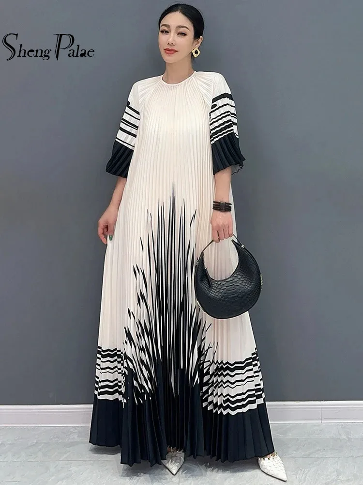 Plataz Sanguan's Same 2024 Retro Fashion Lace Vest Half-Dress Three-Piece Set main image 1