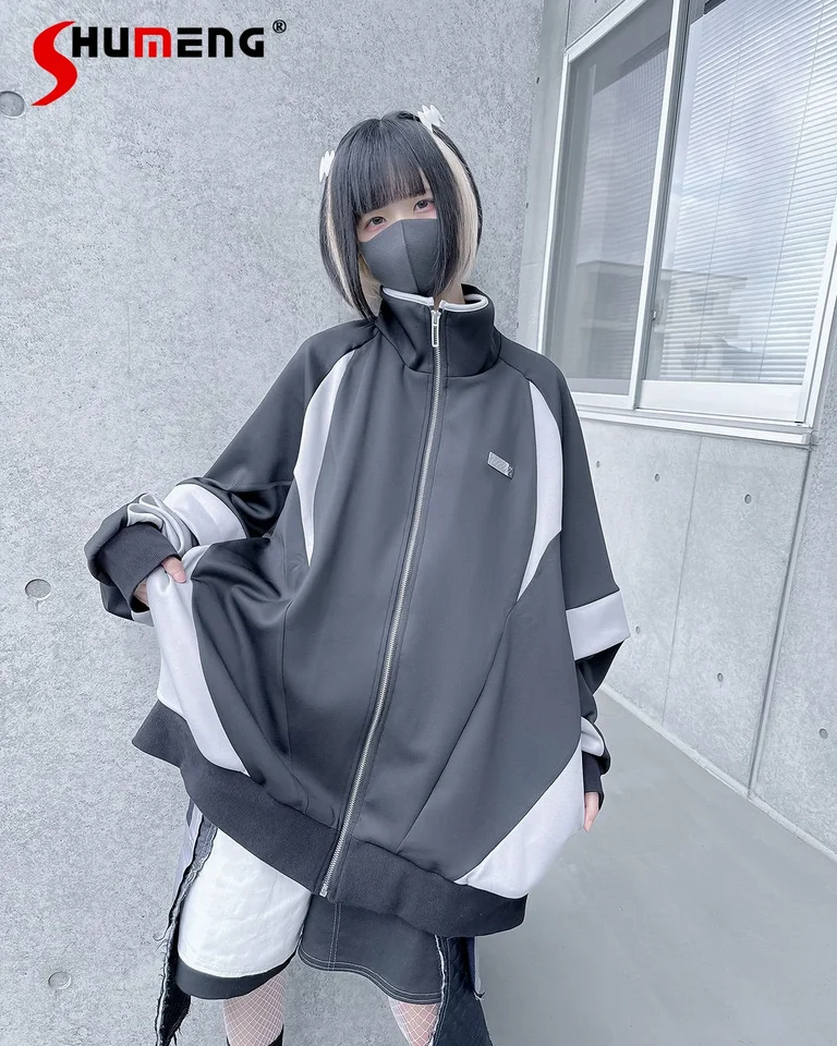 ジャケット・アウター YengYeng Adidas Originals Womens 70S REVERSIBLE OVERSIZED JACKET JN7657