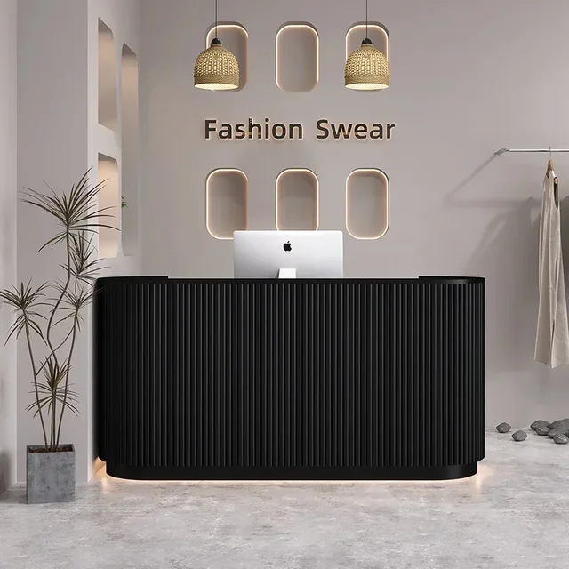 최적의 사무실 환경을 위한 세련된 접대 데스크