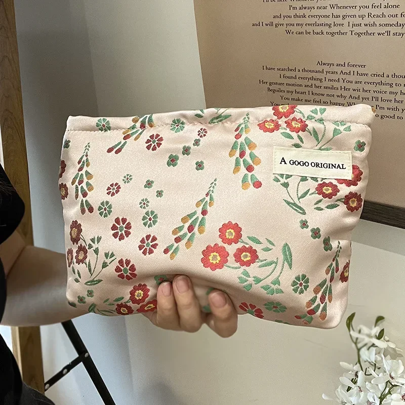 

Fresh Sweet Floral Cosmetic Bags Makeup Bag Toiletry Bag Travel Organizer Pouch Clutch Cosmetic Organizer Make Up Organizer Bag