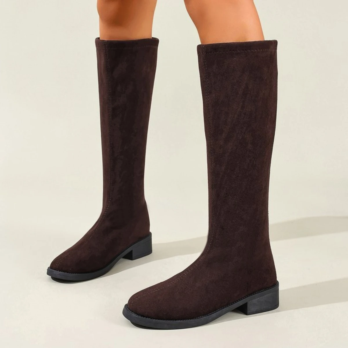 Winter Round Toe Sexy and Comfortable Suede Low Heeled Boots, Fashionable New Style, Elegant Fashion Show Knight Boots for Women