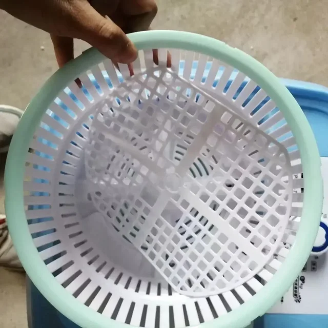 6.5L Best-Selling Semi-Automatic Portable Mini Washing Machine with Drying and De-Watering Function for Home Use 4