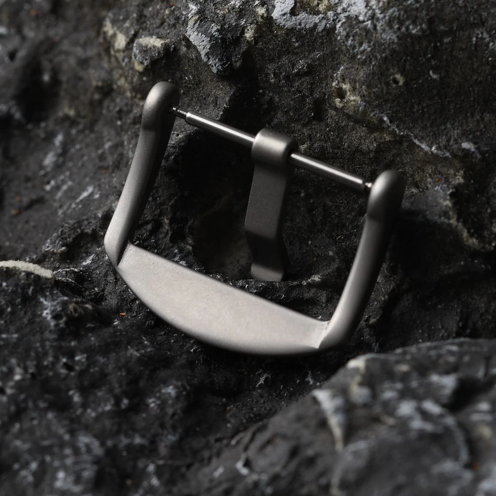 Premium Titanium Alloy Matte Leather Strap Buckle, High-Strength Metal Design