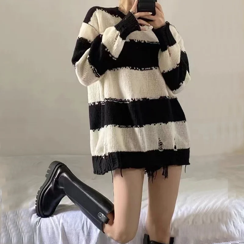 Black and White Striped Sweater Women's Autumn 2022 New Korean Series Idle Style Loose Outer Wear Spring and Autumn Long Sleeve