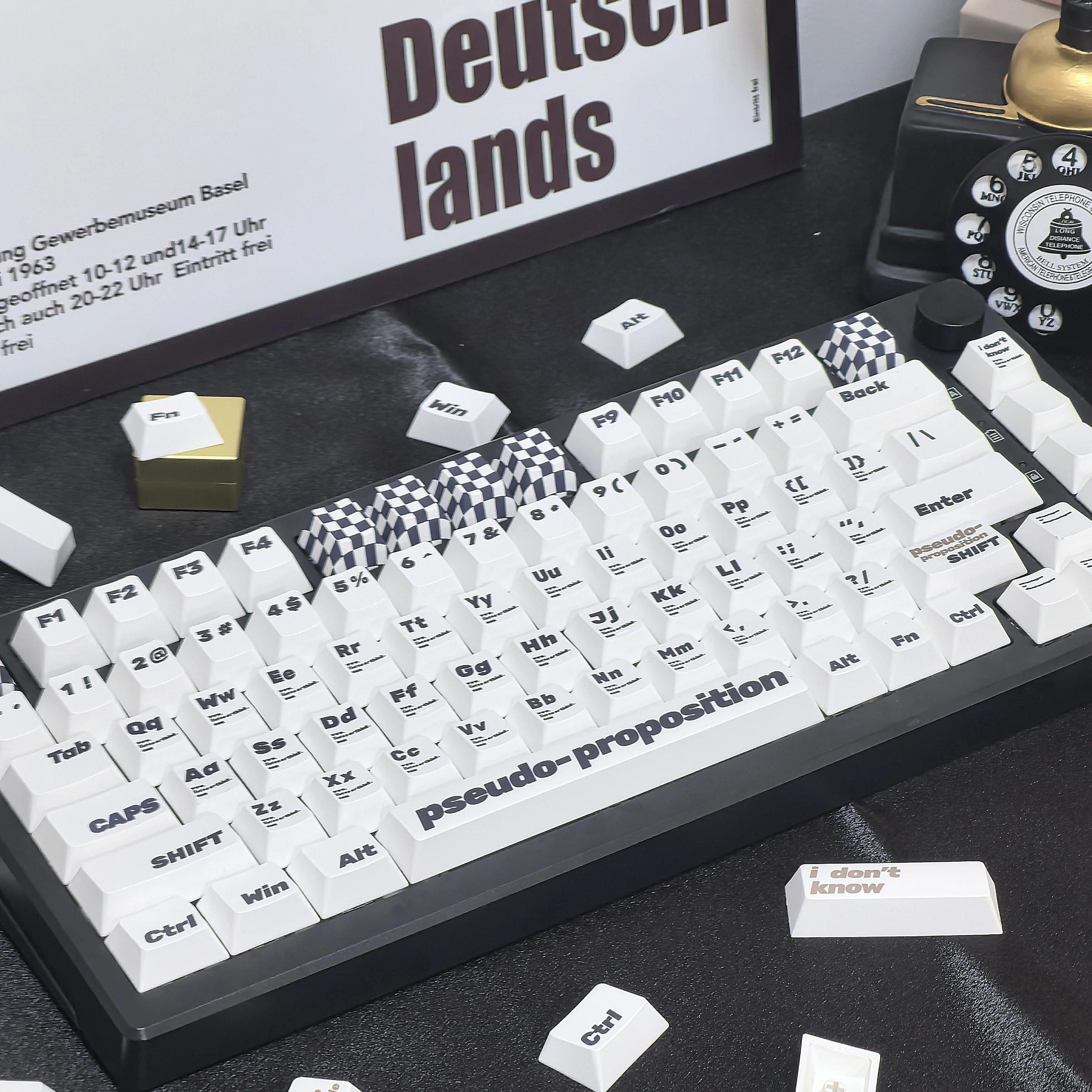 キーボード KRAP Maker White / Black Sheepie KRAP Amazon.co.jp: LeleLab Hokkaido White PBTキーキャップセット