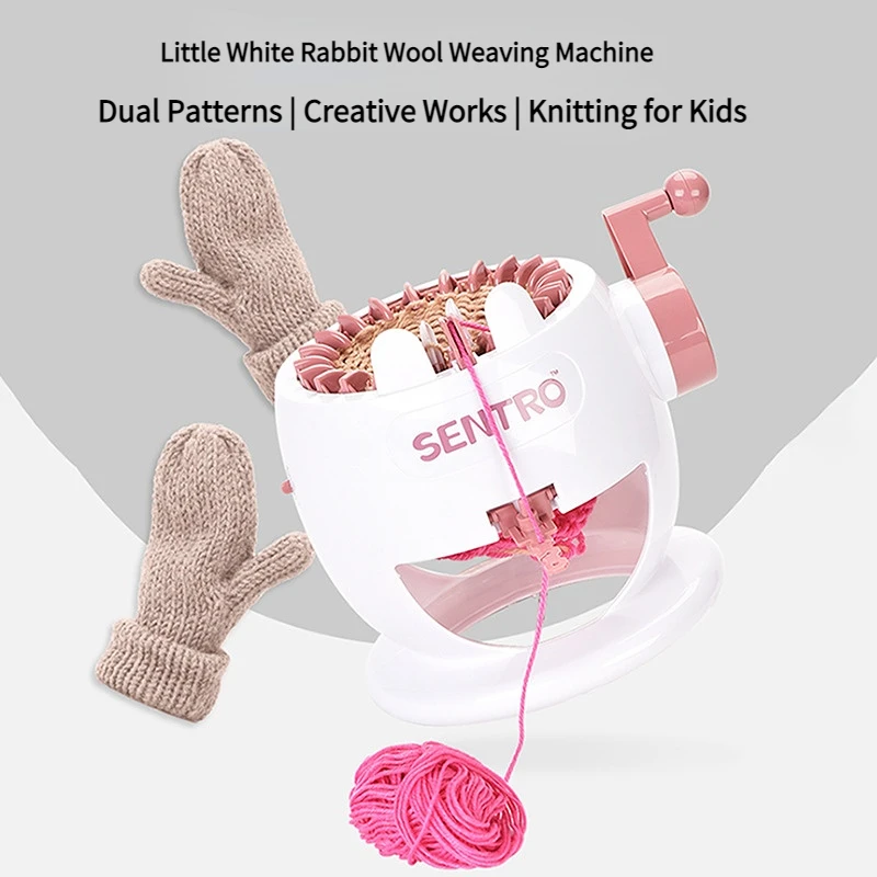 

Детская машинка из кроличьей шерсти со звездами