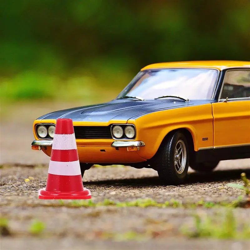30/50pcs Kids Delicate Road Cones Kindergarten Teaching Aids Traffic Sign Toys Simulation Traffic Warning Sign Safety Road Cone plastic road cone