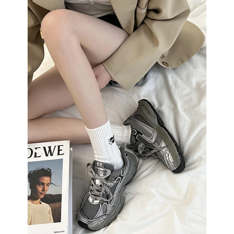 

2024 Fashion Women's Shoes Thick Sole Basic Women Sneakers Mesh Light Breathable Comfortable Lady Casual Sneakers Tenis De Mujer