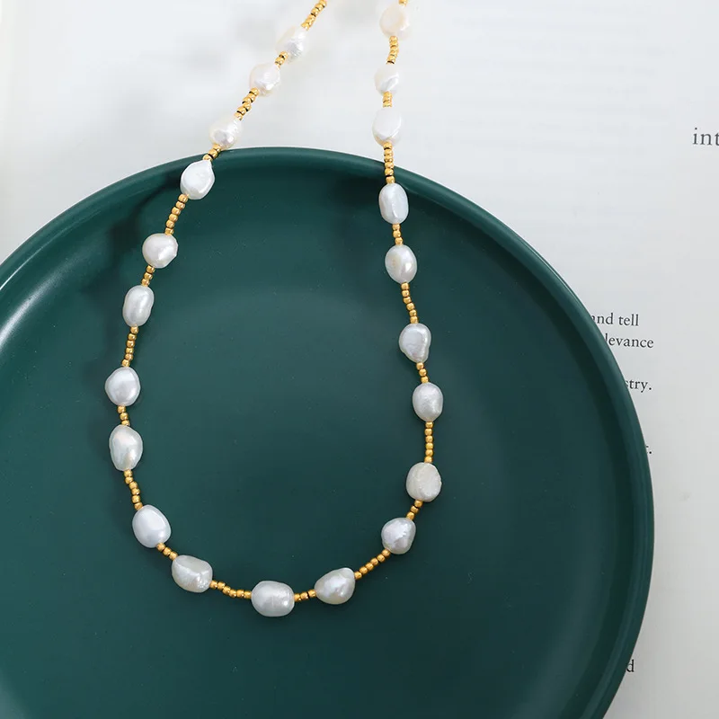 

Baroque Freshwater Pearl Temperament Versatile Round Bead Beaded Necklace for Women Light Luxury Steel Spliced Collar Chain