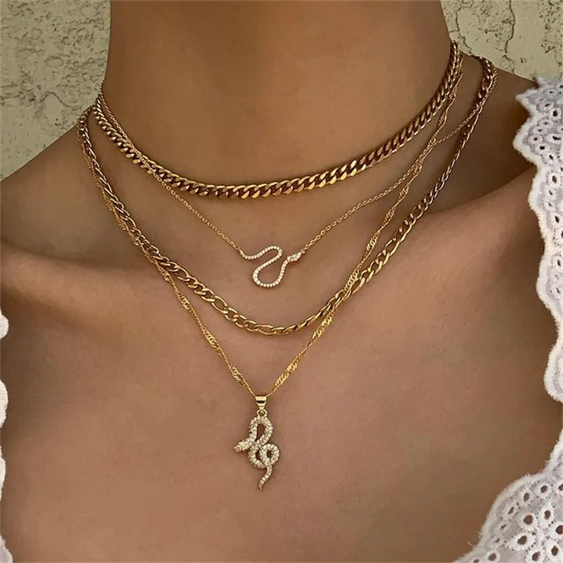 Punk Gold Color Multilayered Necklace Women Simple Vintage Chain Butterfly Snake Pendant Choker Jewelry Wedding 2024 NewTrendy