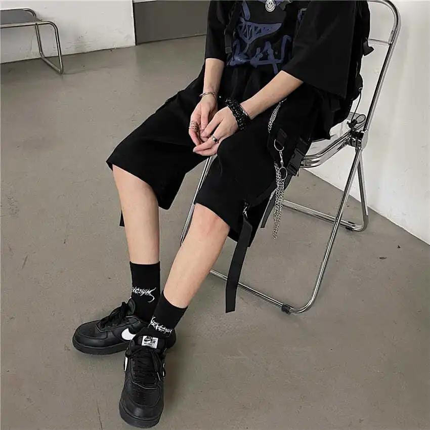 Emo Cargo Shorts Women Summer Beach Shorts with Chain Black Hip Hop Streetwear Casual Female Sportswear Alt Pants Aesthetic