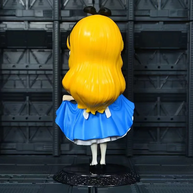 PANCOAT WARM 5cm Alice in The Wonderland Action Figure Model Anime Mini  Decoration PVC Collection Figurine Toy Model for Children