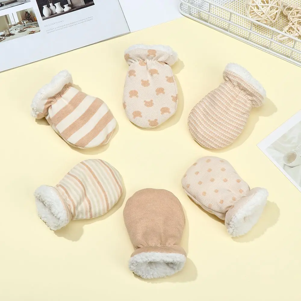 Newborn gloves winter baby anti-grab mittens full finger boys girls thicken warmer fleece gloves toddler infant mittens