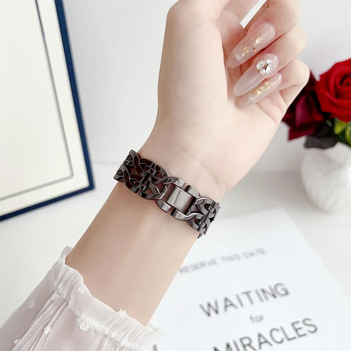 Premium Metal Watch Band For Apple Watch Series And Ultra Models_voghion.com