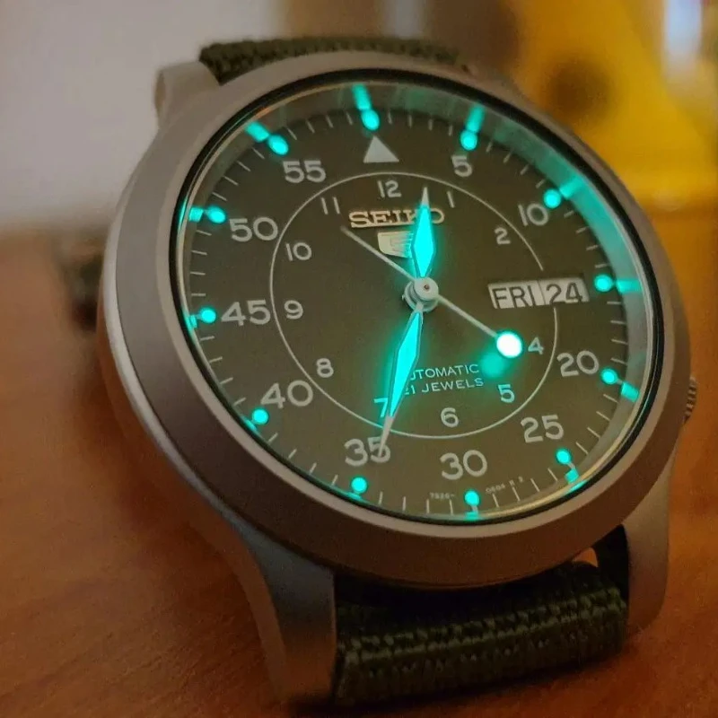 Рисунок 4 - Мужские часы SEIKO SNK805