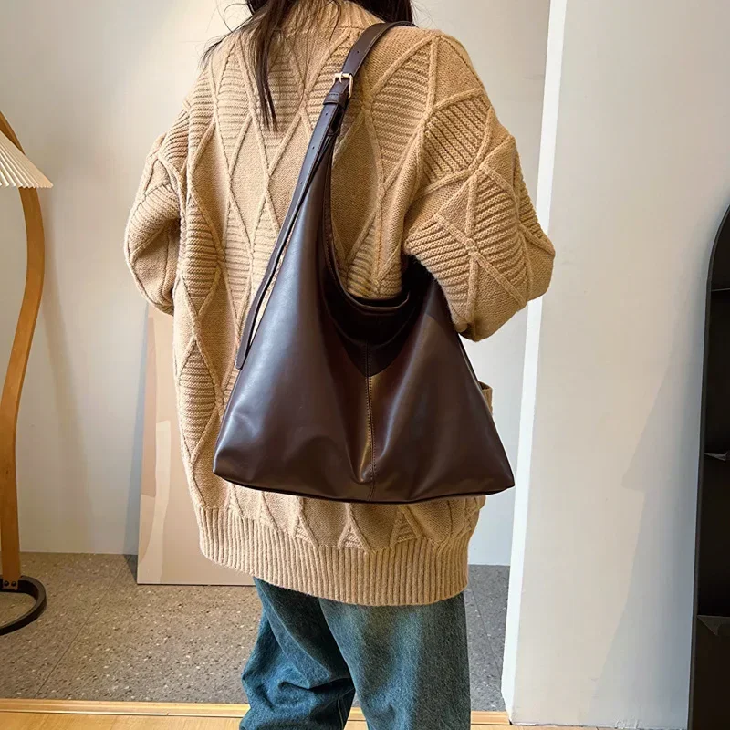 Vintage Chic Leather Tote Bag - Large Capacity Shoulder Handbag