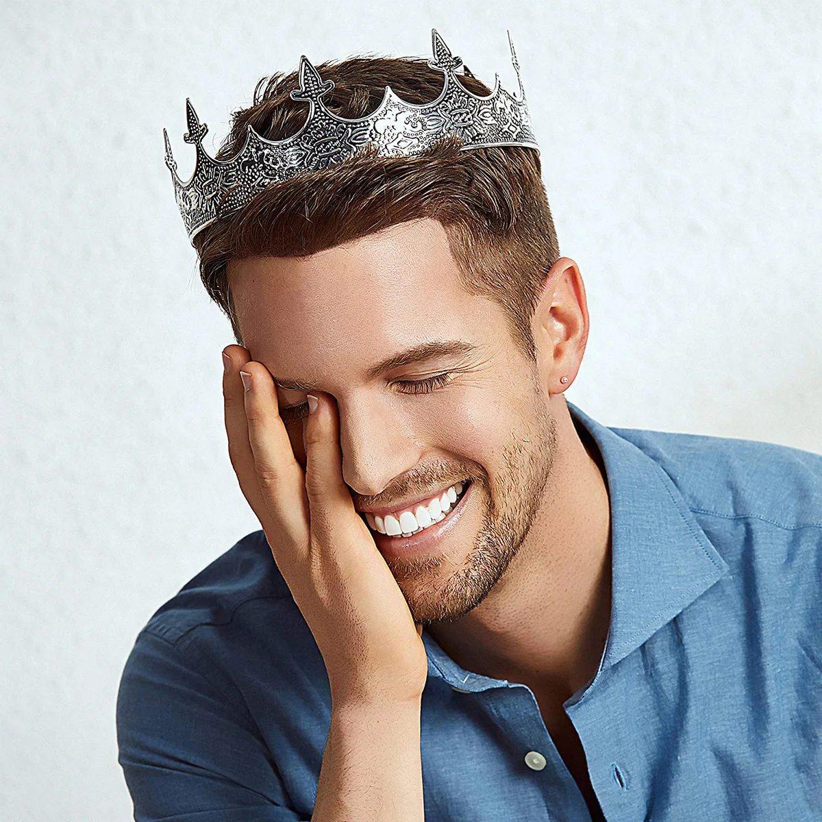 Hair Accessories Crown Headband Baroque Vintage Metal Circle Tiara Royal Queen King Crown Men Queen Hair Accessories Tiara Performance Tiara Unisex Prince Crown