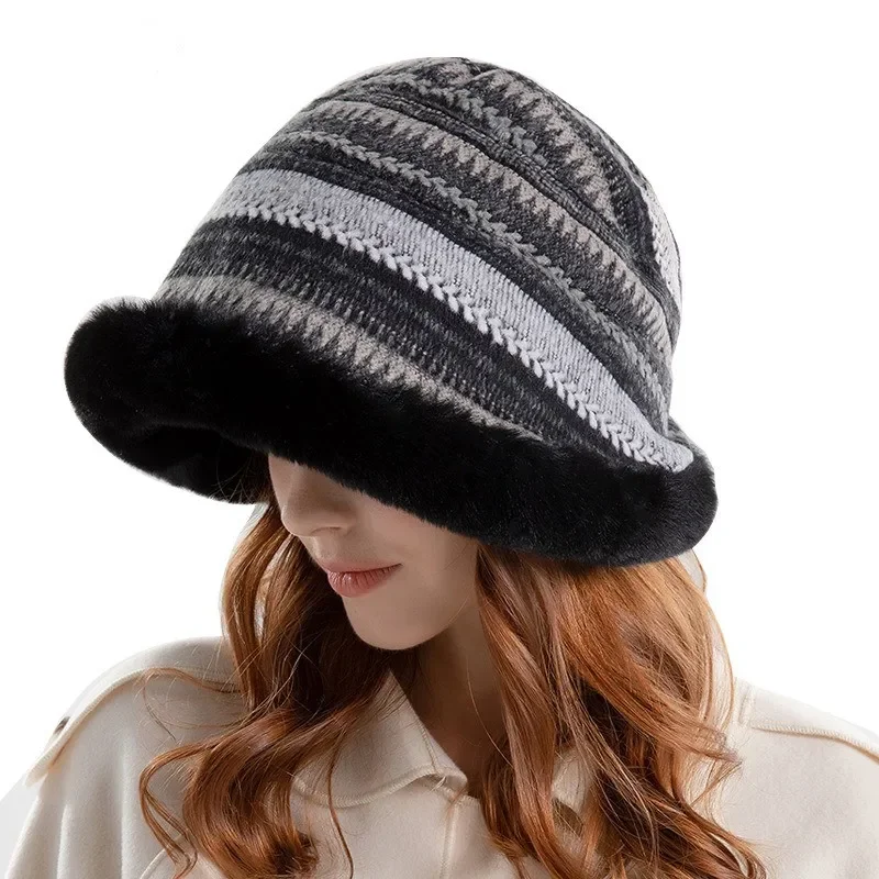 

Fashion Women Bucket Hats with Fur Winter Ethnic Style Lady Fisherman Hat Female Plush Warm Windproof Panama Hat Caps for Women