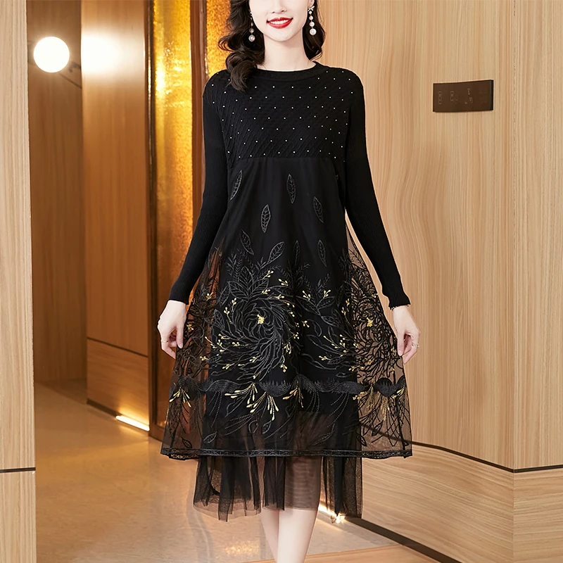 

Winter New Style Flesh Covered Skinny Undercoat Dress Elegant and Exquisite Embroidery Mesh Splice Wool Knit Dress