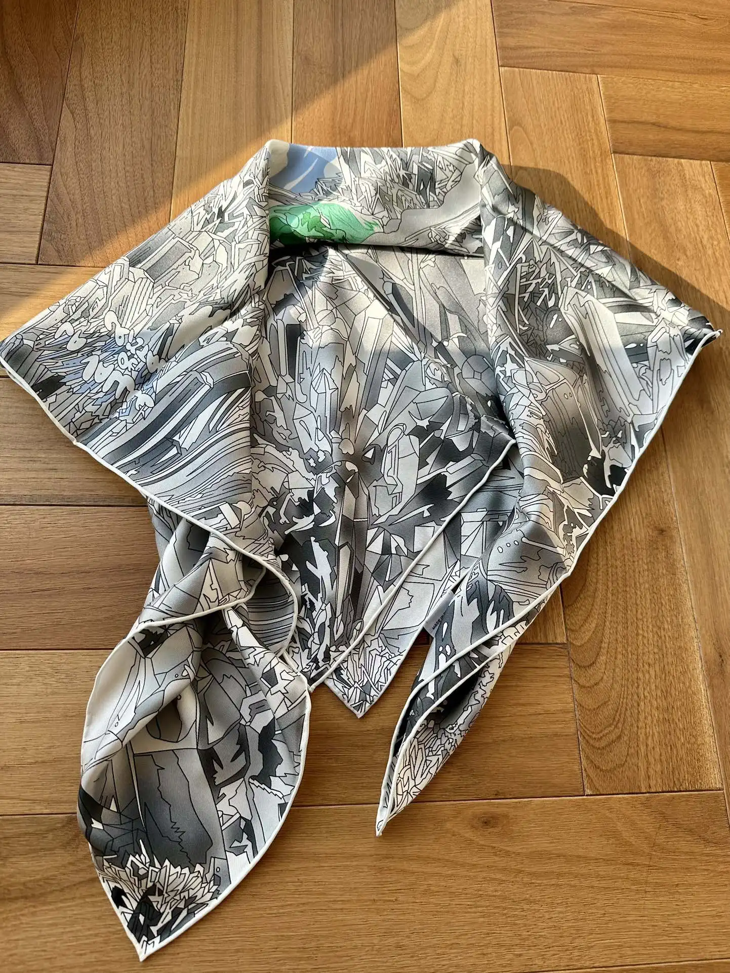 Рисунок 5 - Новый дизайн, брендовые роскошные