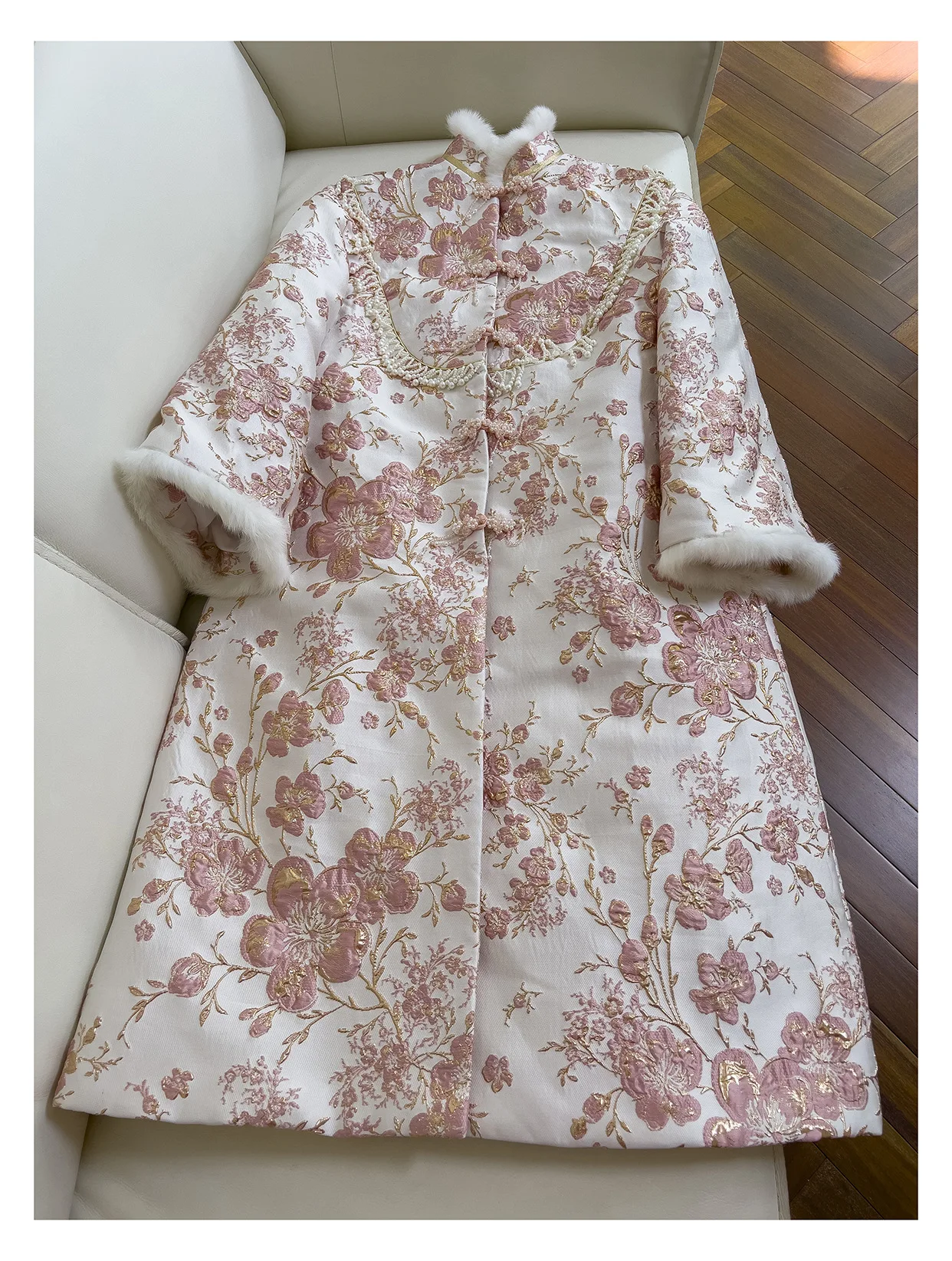 Chinese Style Autumn Winter Fashion Women's High Quality Perals Tassel Jacquard Overcoat F120