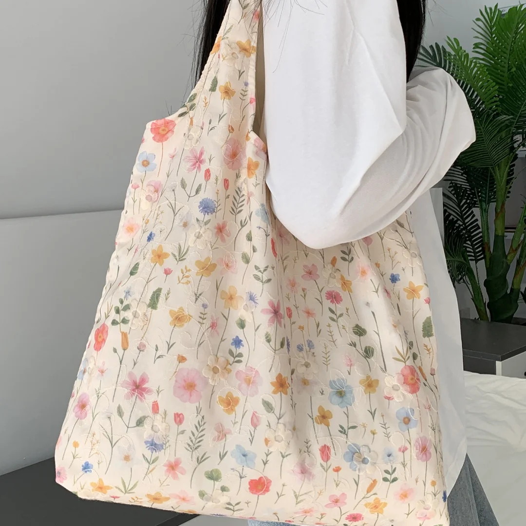 Embroidered Floral Bag for Women Flower Embroidery Shoulder Bag Handbag Fresh and Versatile Tote Bag