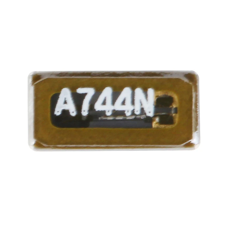 10pcs/lot New Original FC-135 32.768K FC135 32.768KHZ DST310S 3215 2PIN SMD Crystal Oscillator In Stock