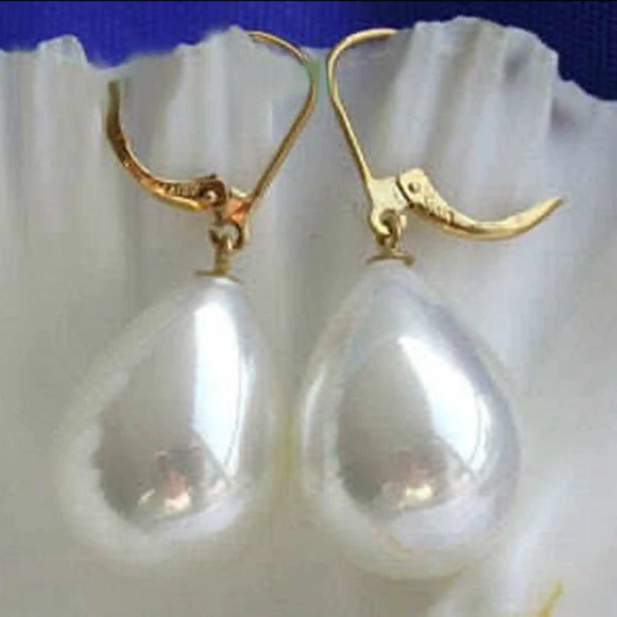 

Fashion round shell white pearl 14k yellow gold earrings FOOL'S DAY Gift Jewelry CARNIVAL Mother's Day New Year Fashion Wedding