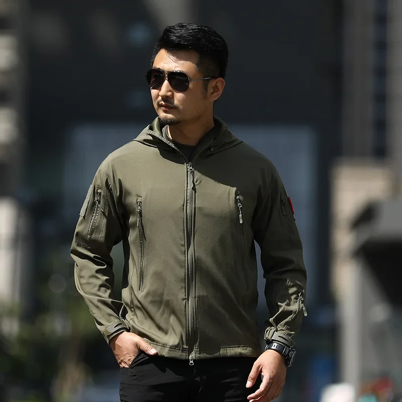 

2023 Mens Tactical Jacket Hiking Skin Soft Shell Clothes Windbreaker Flight Pilot Hood Military Thin Jacket Field Jacket