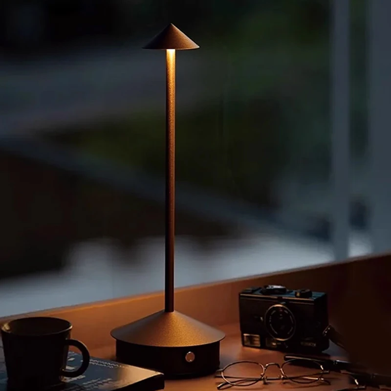 USB 충전식 터치 스위치, 3색 조절 가능, 북유럽 미니멀 디자인 책상 램프, 침실 침대 옆 램프.