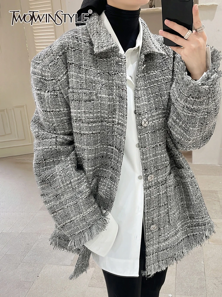

TWOTWINSTYLE Colorblock Plaid Spliced Tassel Coat For Women Lapel Long Sleeve Patchwork Single Breasted Casual Coats Female New