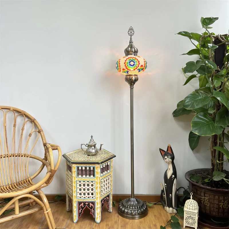 

Retro Living Room Bedroom Bar Restaurant Romantic Handmade Single-Head Glass Floor Lamp