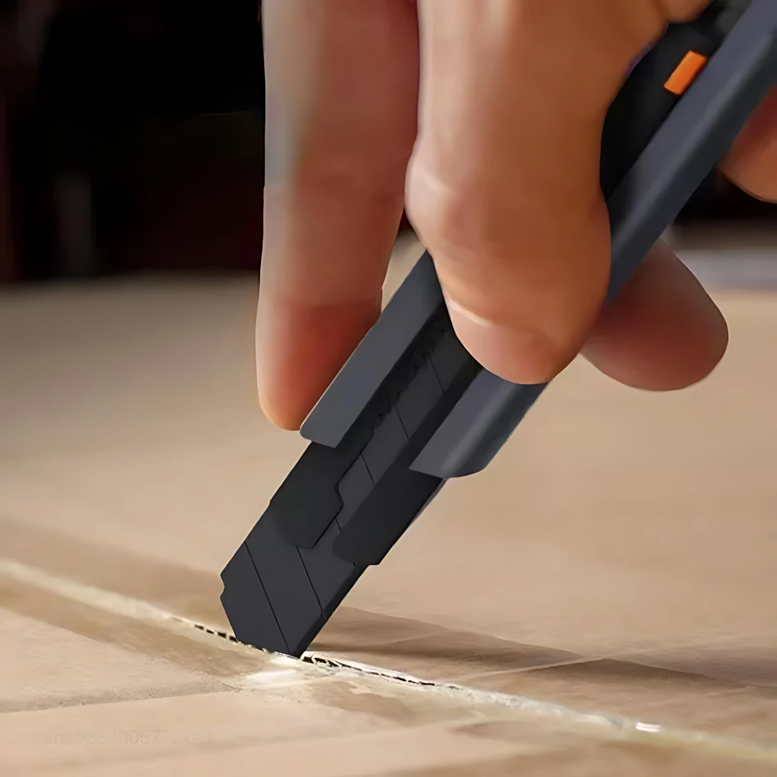 Utility Knife Mini Multifunction Carbon Steel Blade Safety Lock Stretch Pocket Professional Paper Cutter Household Manual Tool