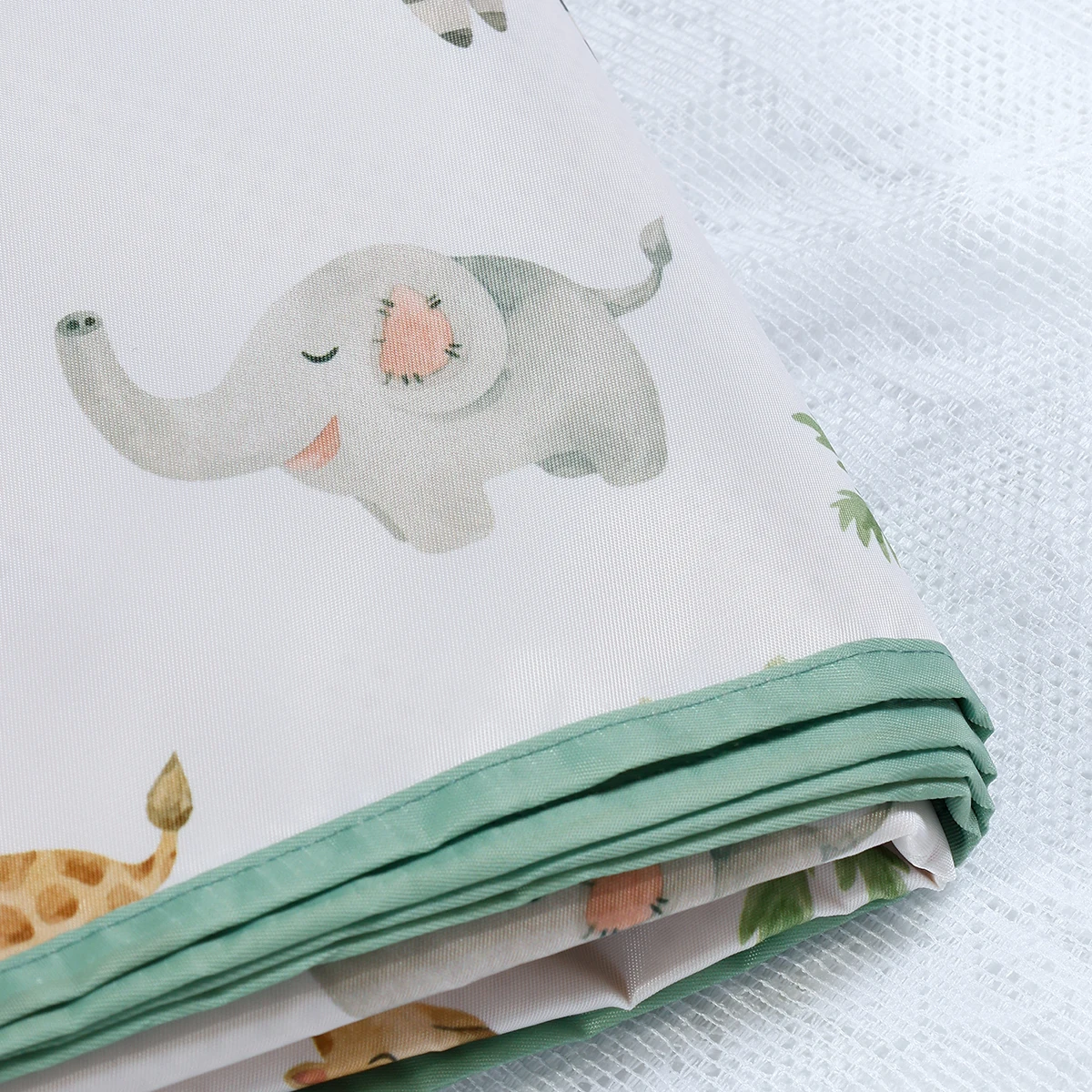 Elinfant 1 Pc Dining Chair Mat for Under High Chair Waterproof Polyester High Feeding Mat Nonslip Floor Splash
