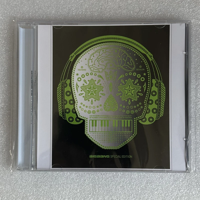 G-Dragon〔big bang〕CD BIGBANG KPOP MUSIC G-DRAGON [KWON JI YONG] GD Solo USB Album