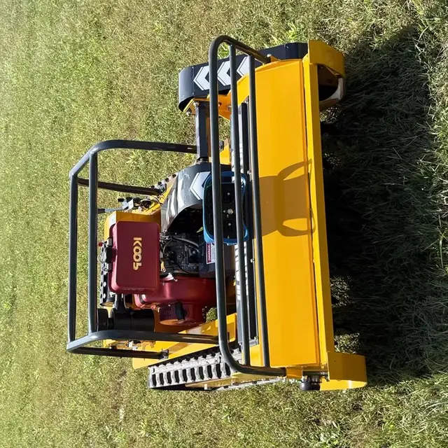 Customized 25hp Remote Control Flail Lawn Mower 1000cm Cylinder Steel Construction Options 4