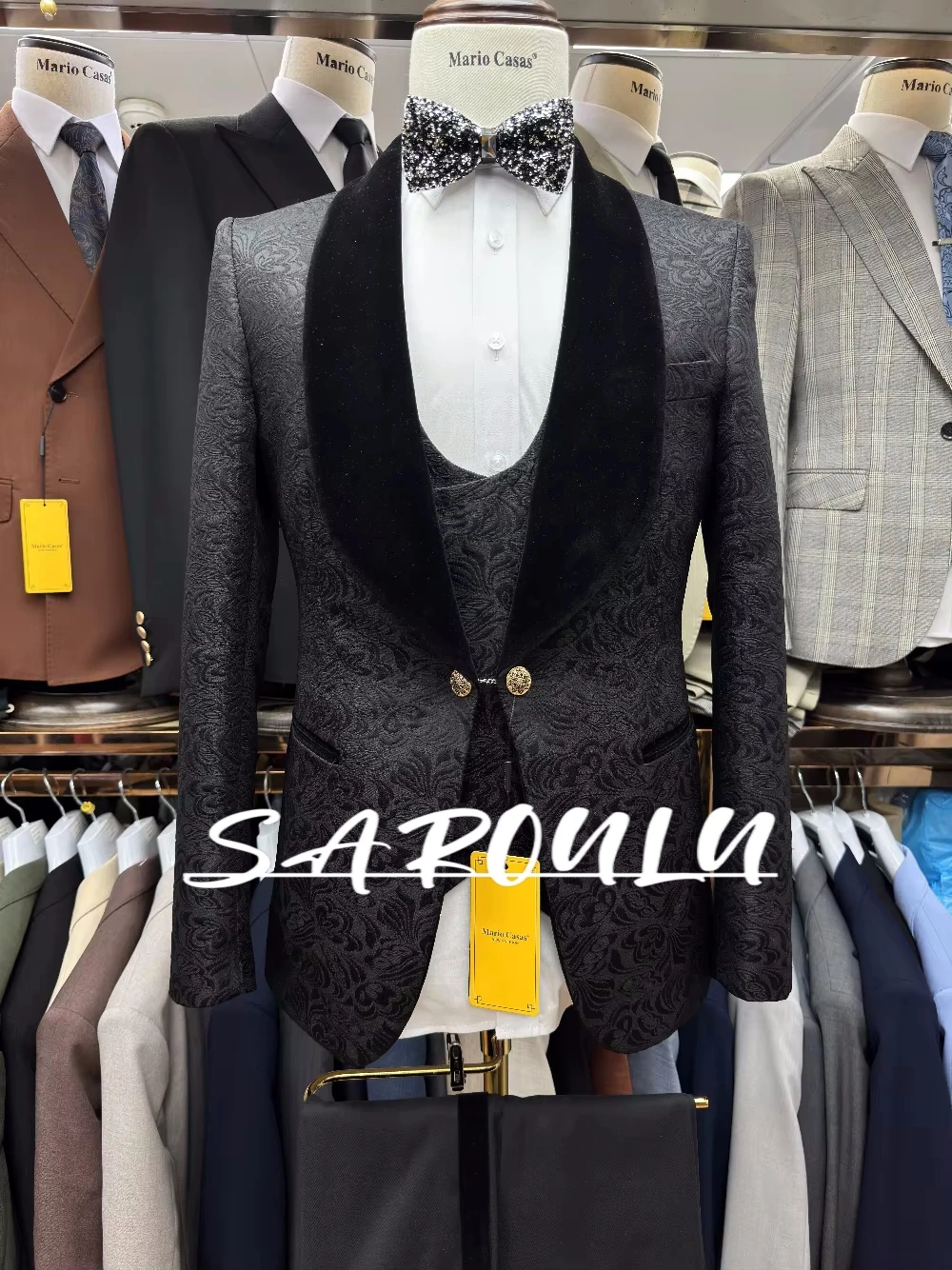 Black Fully Jacquard Suit Set, Popular 3-pieces Tuxedo, Chic Velvet Shawl Lapel Jacket Groom Wear, Top Quality, Office Business
