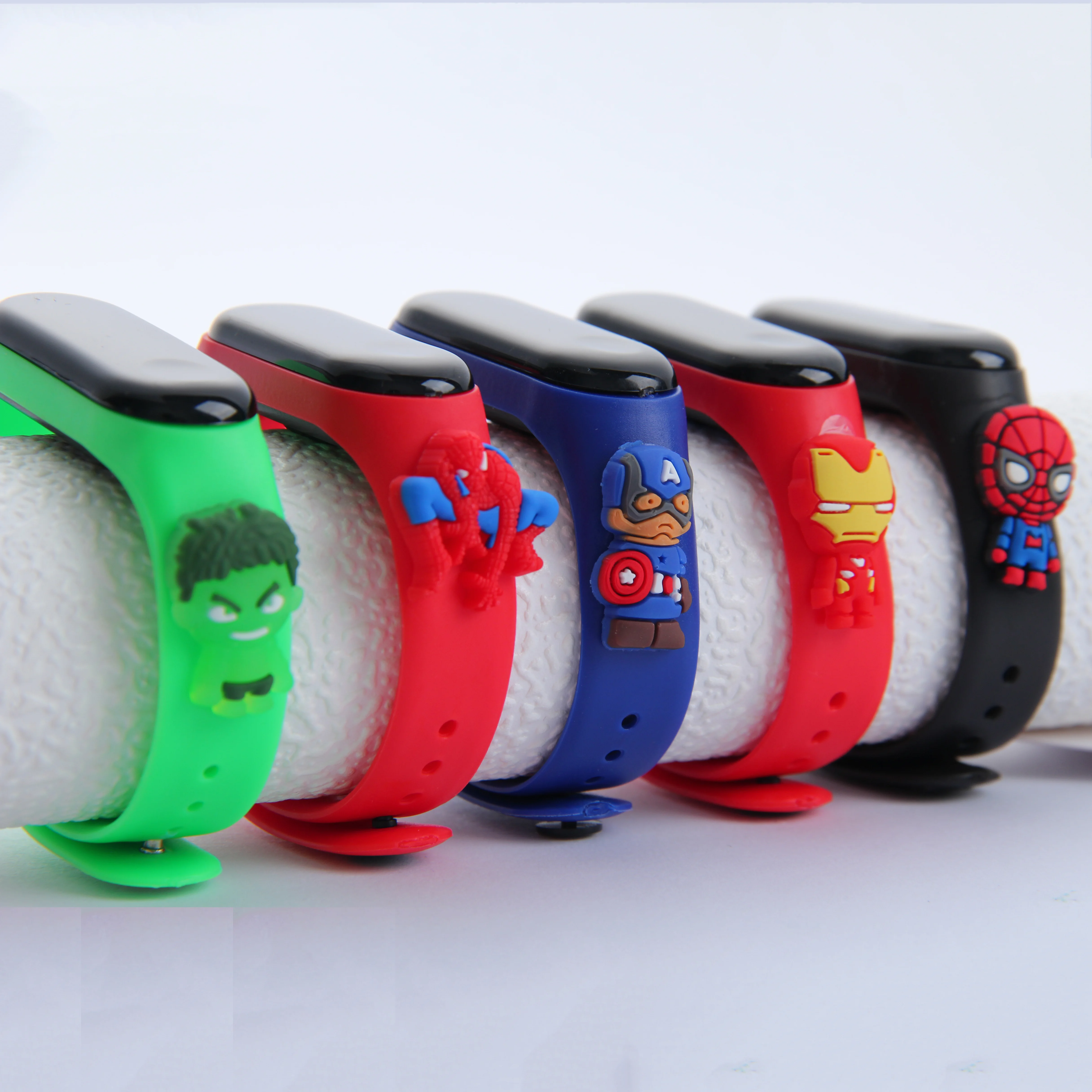 Disney Stitch Minnie Ironman Child Watch Anime Cartoon Mickey Mouse Figure Bracciale Watch Kid Sport Led Watch Boy Toy Gifts