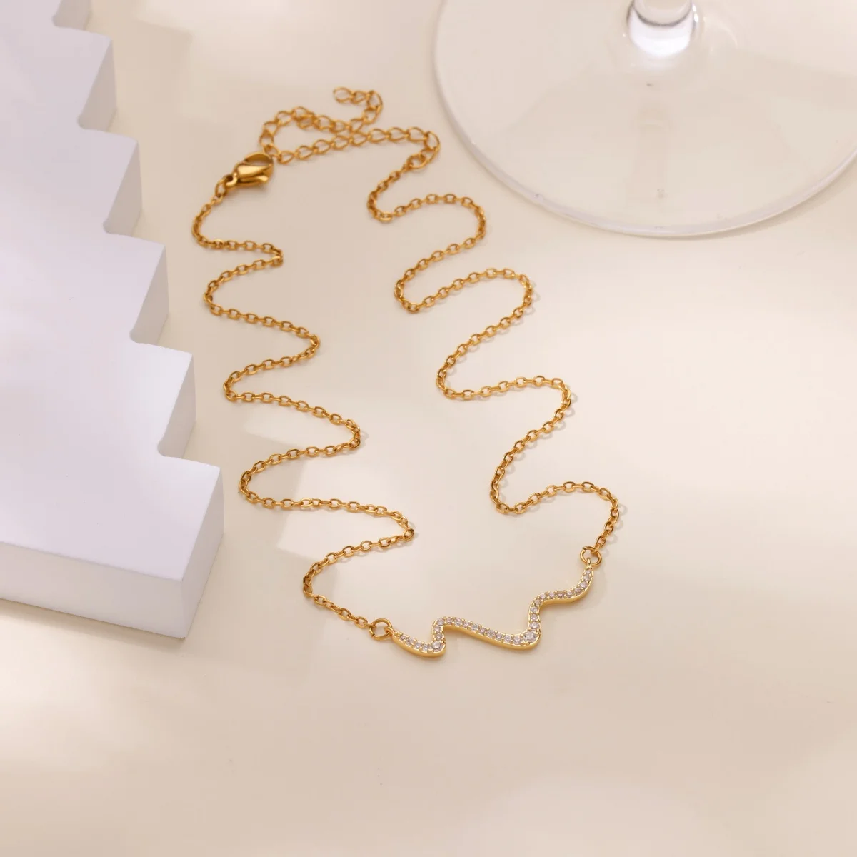 Zircon Waves Necklaces For Women Gold Color Geometric Waves Choker Necklace