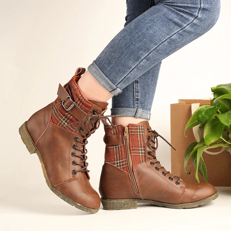 2024 Women's  Sexy Thick Heel  Leather  Boots