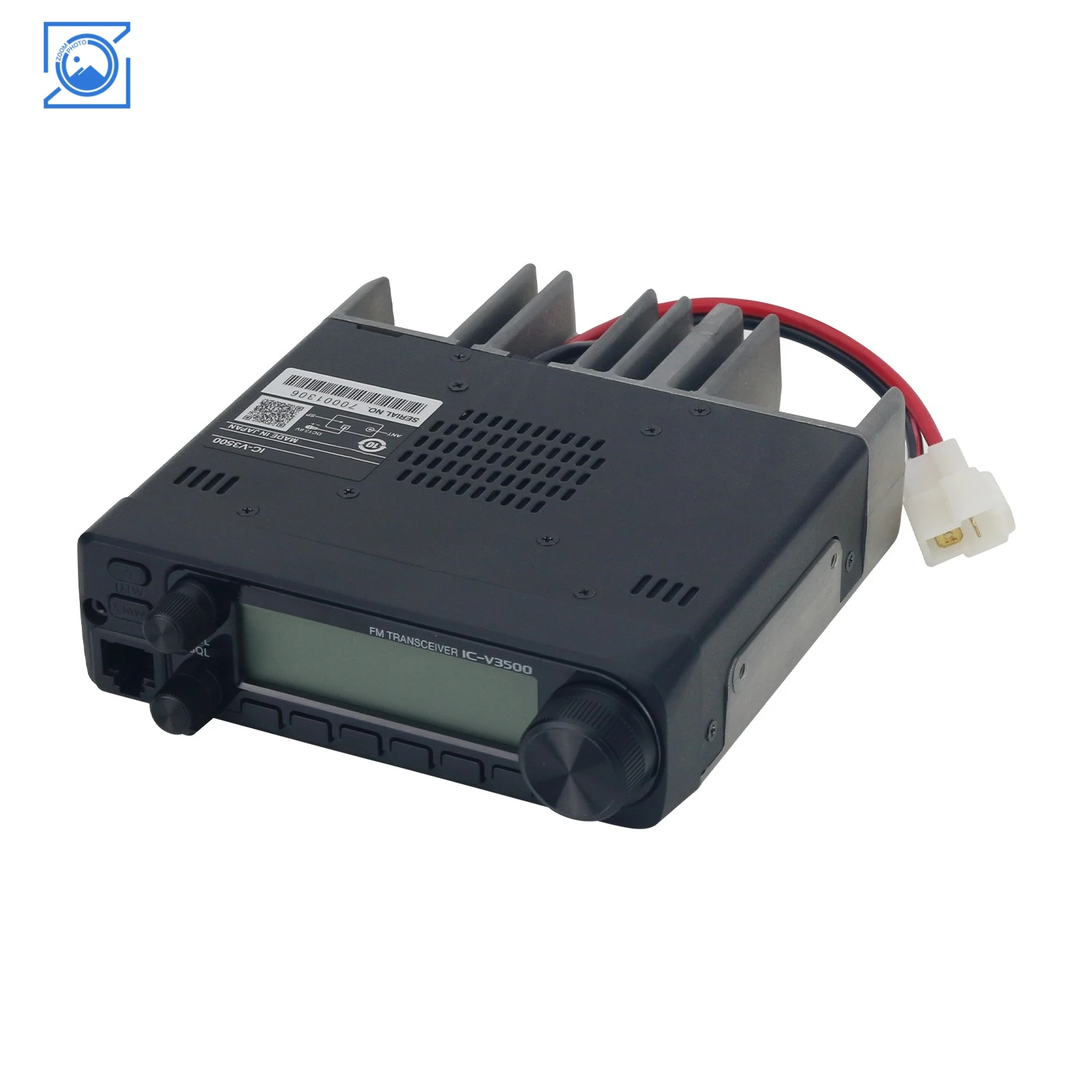 Yaesu FT-710 AESS Transceptor HF/50 MHz com SP-40
