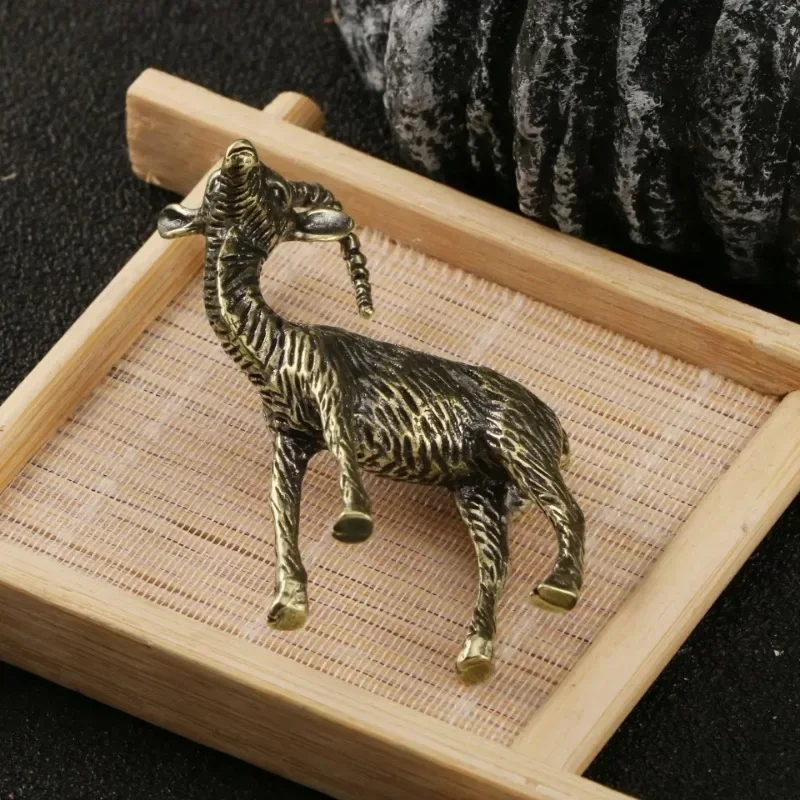 Popular Small Sheep Figurines Suitable Household Desktop Solid Brass Goat Sculpture Ornament Mini Animals Home Table Accessories