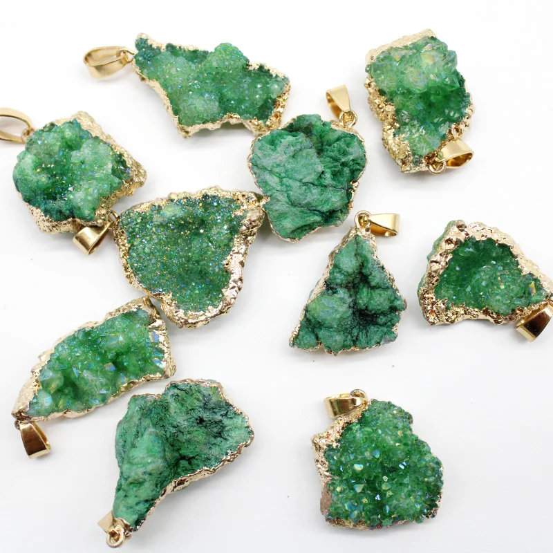 

6pcs Green Crystal Quartz Pendant Raw Mineral Geode Pendants for DIY Jewelry Making Necklace Earrings Chakra Natural Crystal